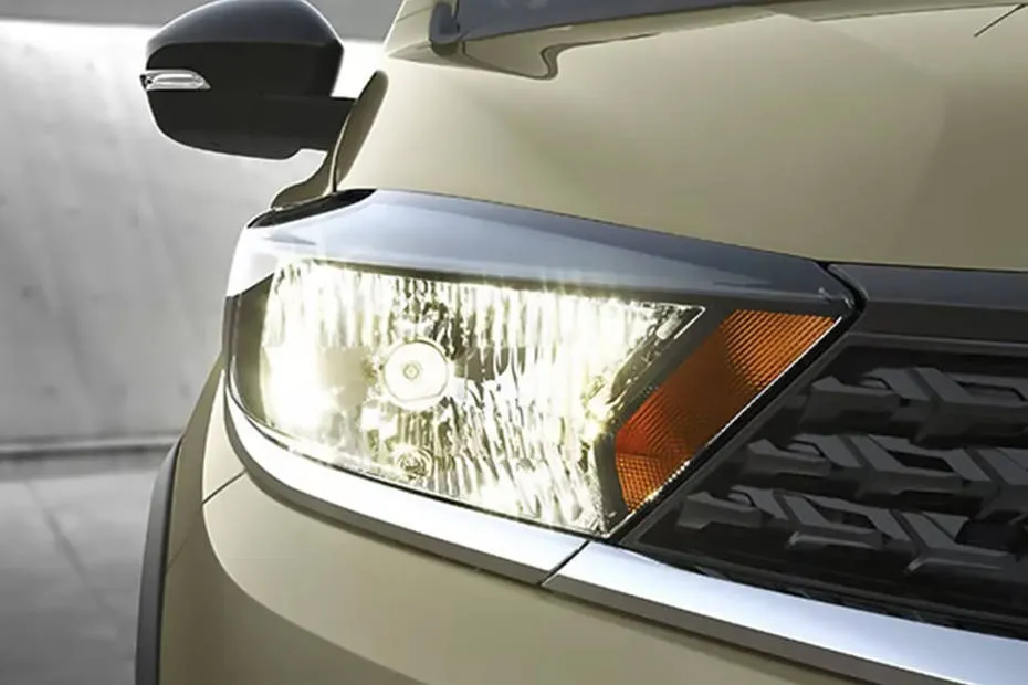 Tata Tiago NRG — Headlight