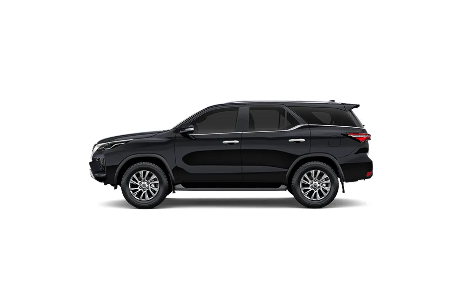 Toyota Fortuner — 221