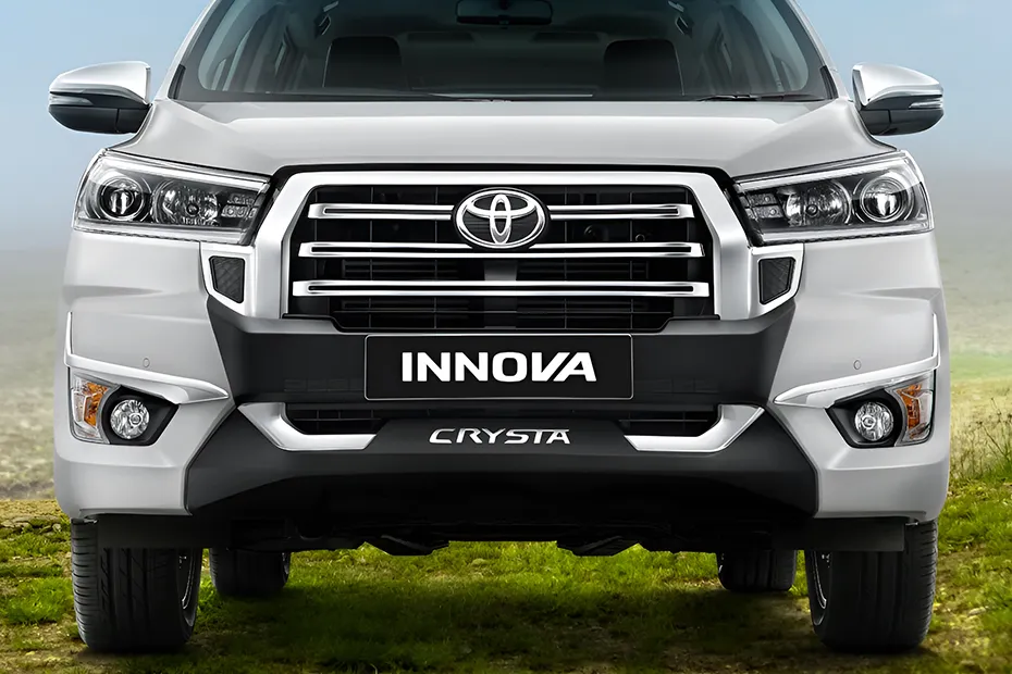 Toyota Innova Crysta — Grille