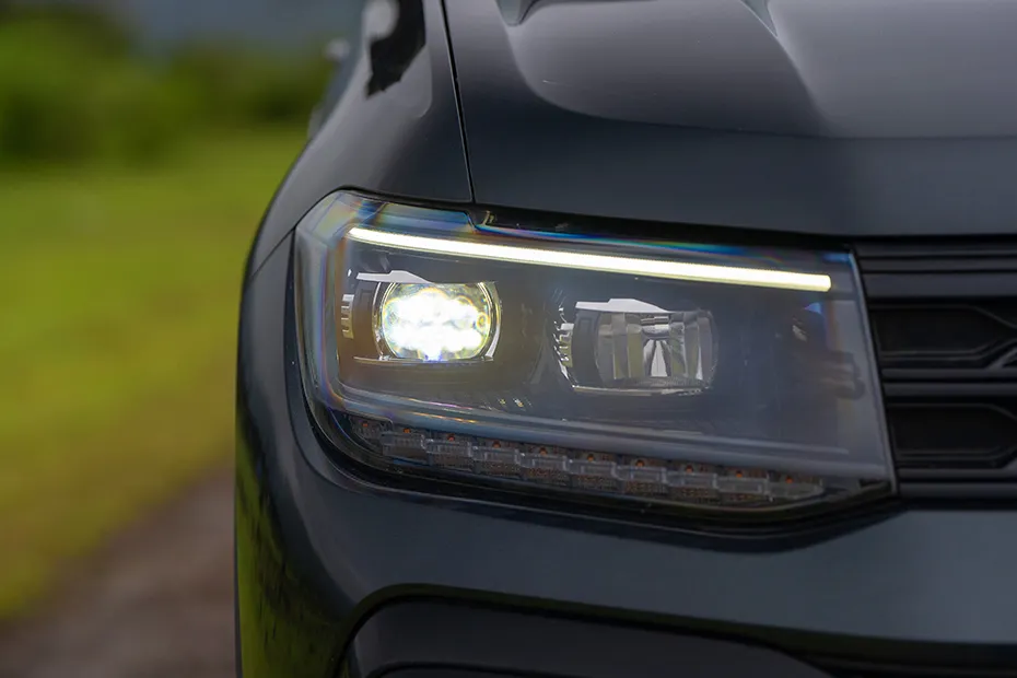 Volkswagen Taigun 2021-2026 — Headlight
