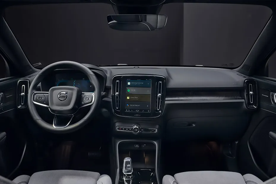 Volvo EC40 Interior — Dashboard